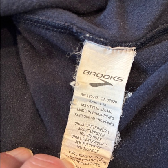 Brooks Women's Black and Heather Gray Performance Jersey - Picture 9 of 11